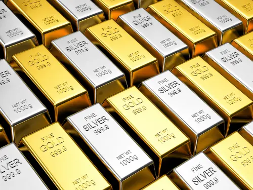 Harga Emas Dunia Menguat Saat Harga Minyak Anjlok, Investor Pantau Data Tenaga Kerja AS