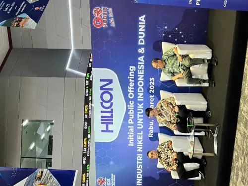 Perdagangan Perdana,  Saham Hillcon Naik 2,4%