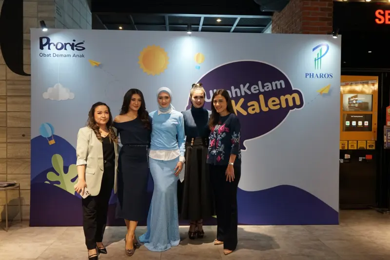 Proris Ajak 3 Brand Ambassador Luncurkan Kampanye #UbahKelamJadiKalem