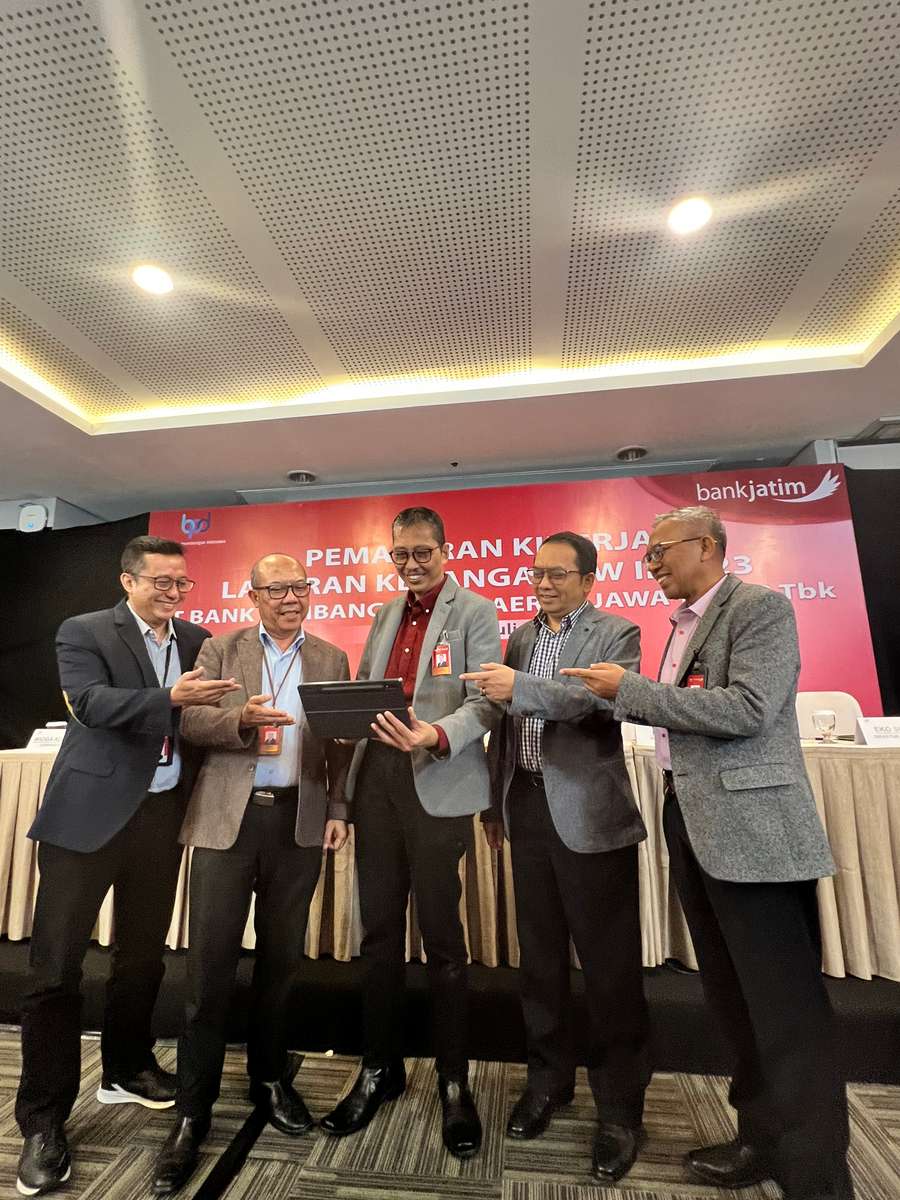 Pacu NII dan Fee Base Income, Bank Jatim Optimistis Kantongi Laba Bersih Rp1,6 Triliun Akhir 2023