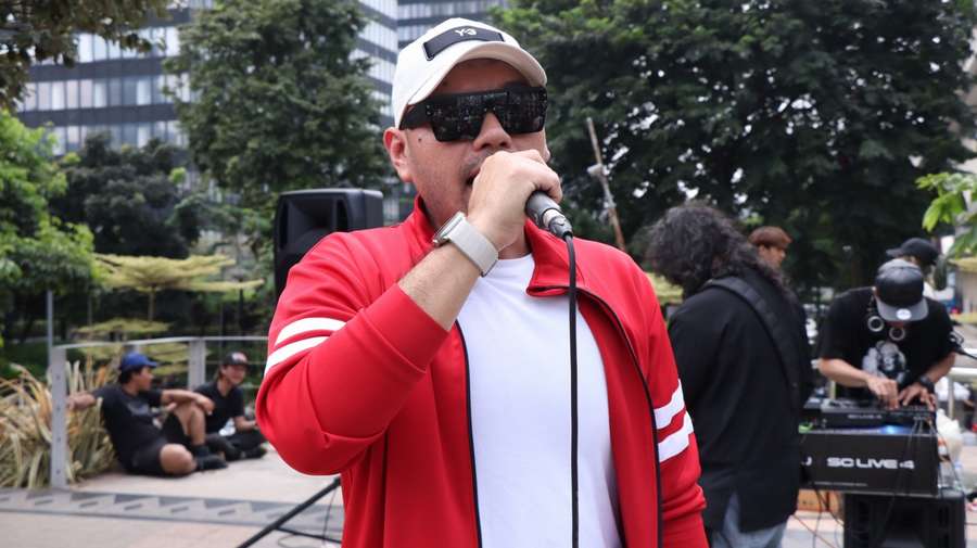 Lewat Musik, The HMS Band Beritahu Milenial tentang Skandal BLBI! 