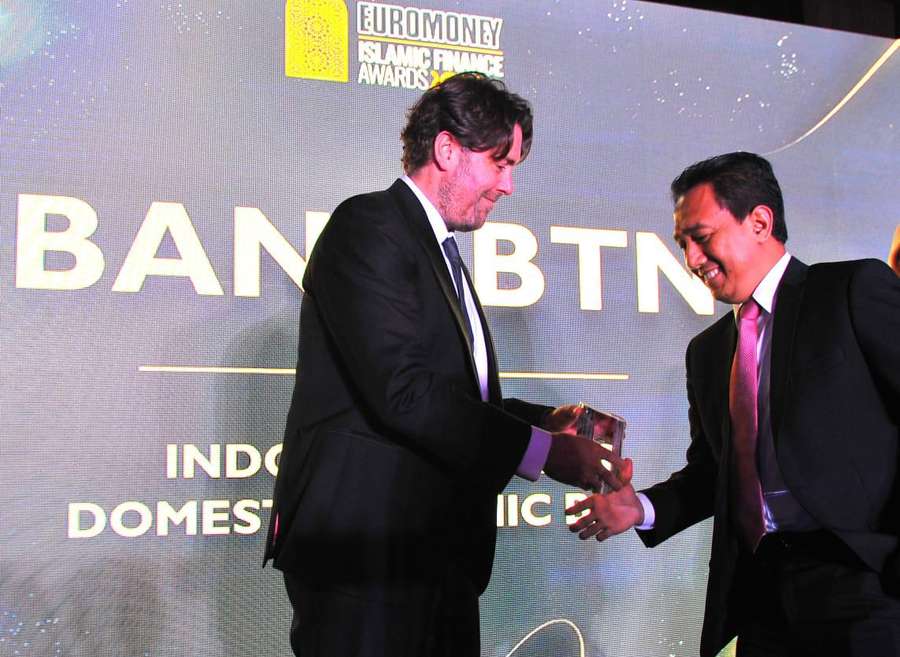 BTN Syariah Raih Penghargaan Bank Islam Terbaik di Indonesia