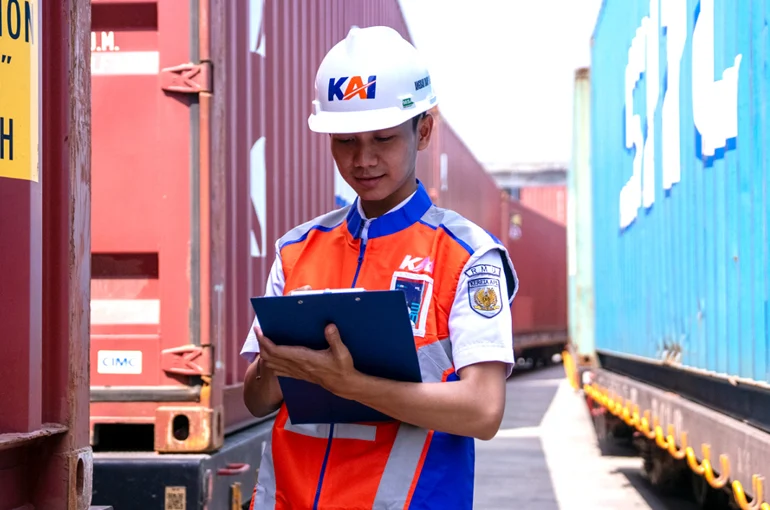 Kereta Api Indonesia Terbitkan Surat Utang Senilai Rp1 Triliun