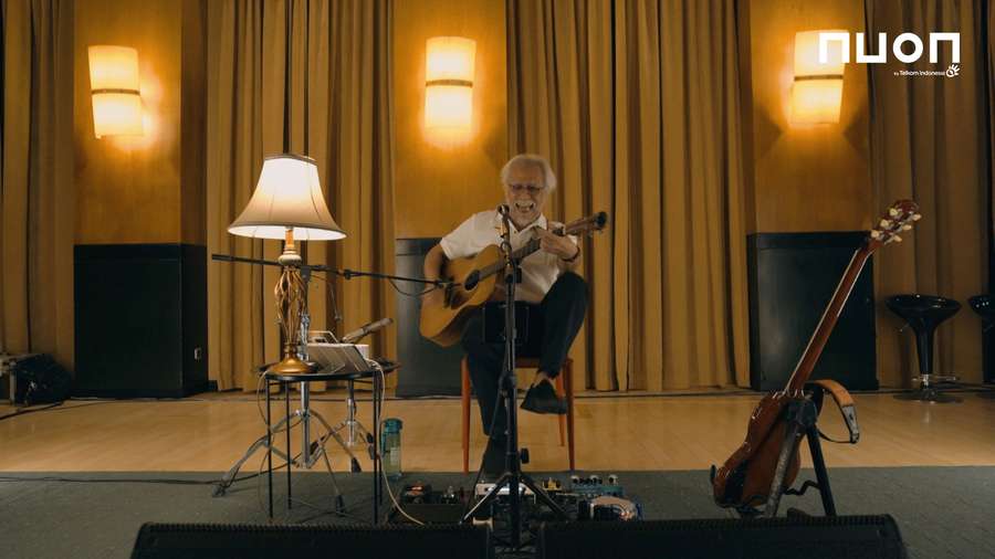 Iwan Fals Rilis Album Baru  "Tujuh Belas" Eksklusif di Langit Musik