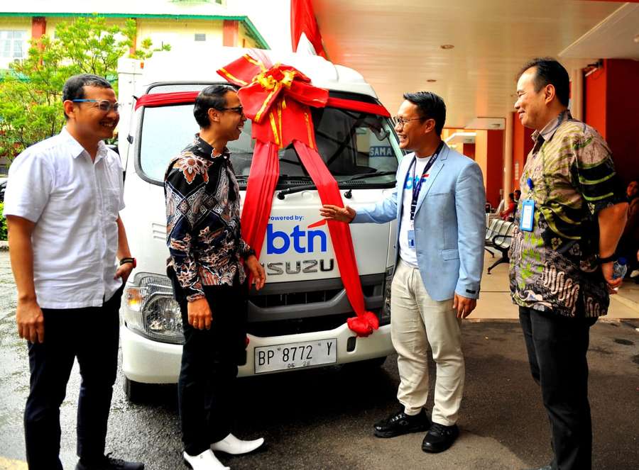 Peduli Kesehatan Batam, BTN Serahkan Bantuan Kebersihan ke RS Santa Elisabeth