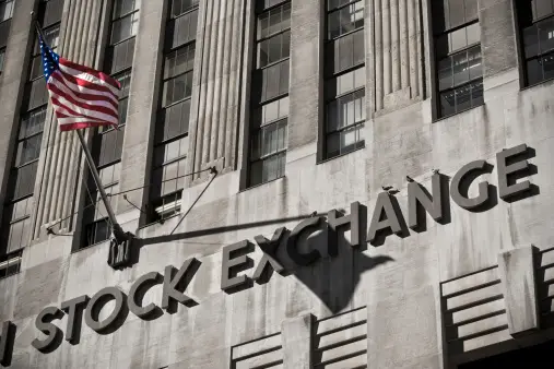 Wall Street Bangkit, Lonjakan Saham Microsoft Akhiri Tren Negatif Nasdaq