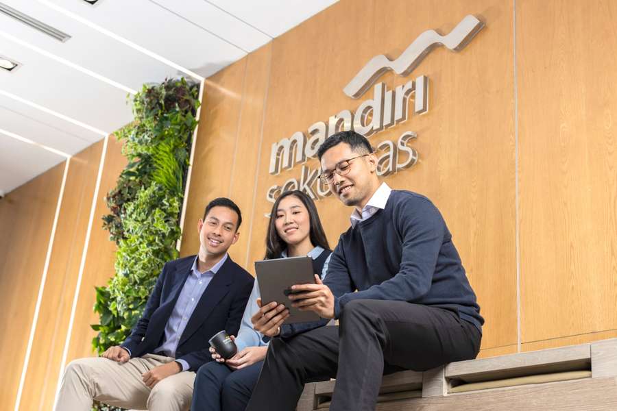 IHSG Bisa Tembus 8.000? Ini Prediksi Mandiri Sekuritas yang Bikin Investor Optimistis!