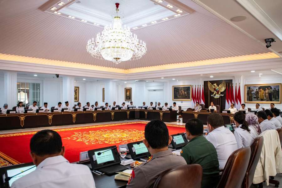 Pimpin Sidang Kabinet Paripurna, Presiden Sampaikan Rencana Menghadiri KTT APEC di Peru dan G-20 di Brasil