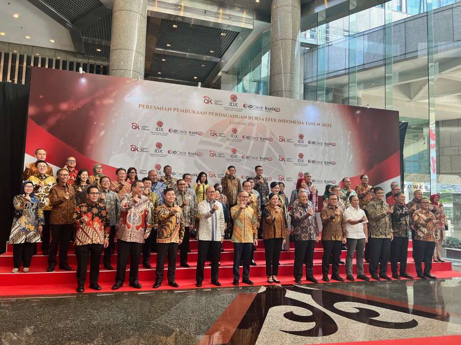 OJK Siapkan Strategi 2025: Perkuat Pasar Modal dan Ajak Perusahaan Besar IPO!