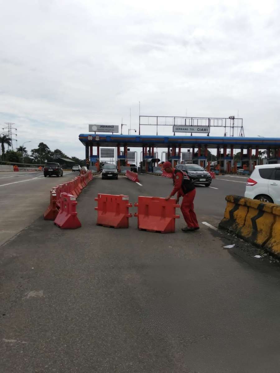 Libur Panjang, Arah Puncak Macet? Jasa Marga Berlakukan Contraflow Mulai Pagi Ini!