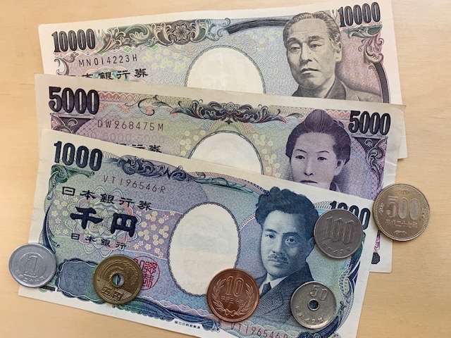 Dolar AS Menguat, Yen Jepang Terpuruk Usai Sanae Takaichi Jadi Perdana Menteri