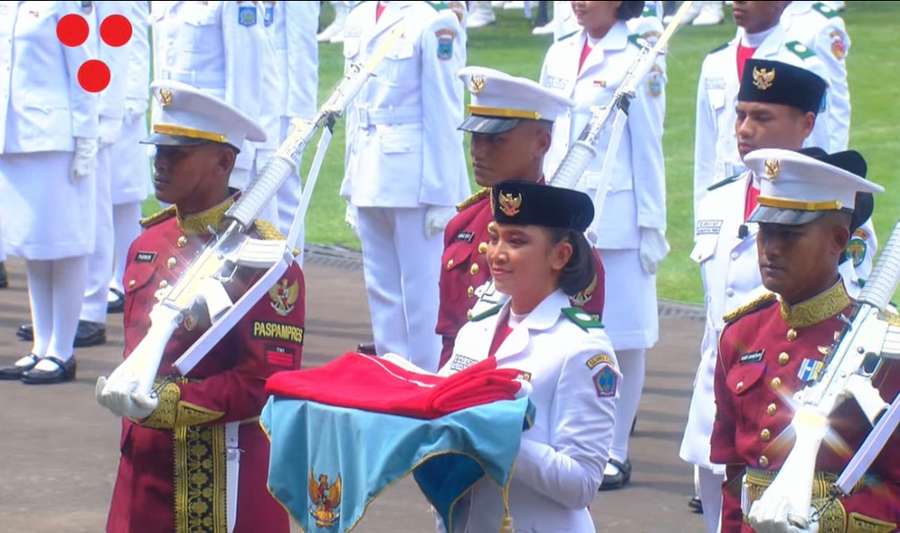 Cantiknya Bianca Lantang, Siswi Tomohon yang Jadi Pembawa Baki di Istana Merdeka