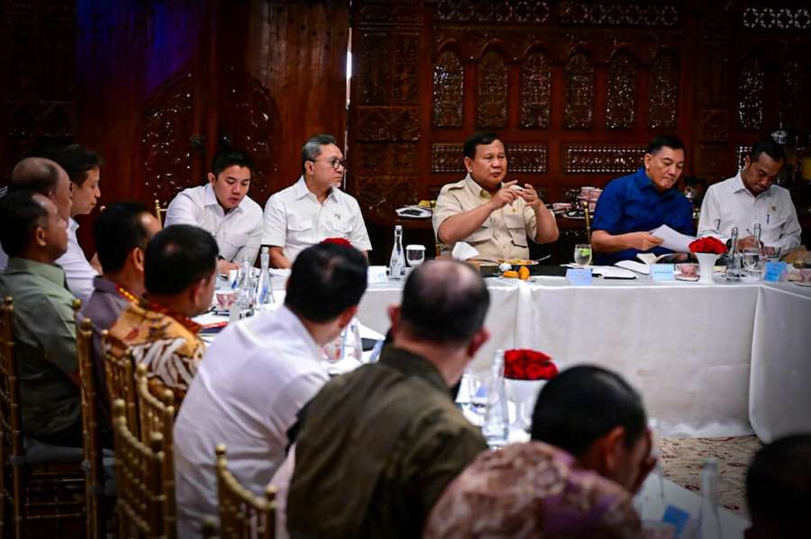 Bahas Ketahanan Pangan dan Perbaikan MBG, Presiden Prabowo Gelar Rapat di Kertanegara