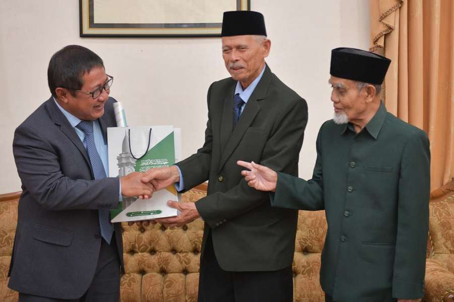 Kalah Jauh dari Malaysia! Bos BSN Blak-blakan Soal Literasi Syariah di Depan Santri Gontor
