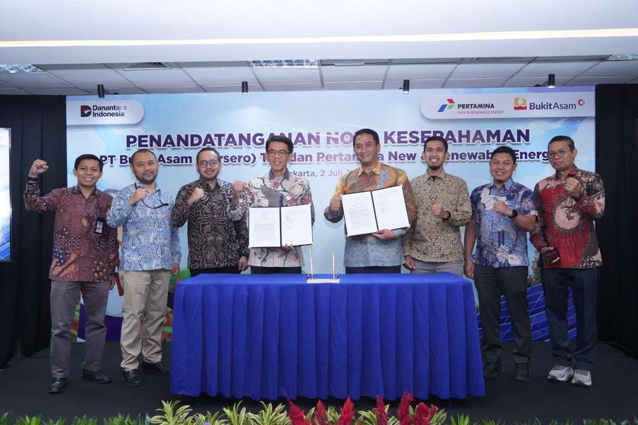 PTBA dan Pertamina NRE Sepakat Bangun PLTS di 250 Hektar Lahan Pascatambang