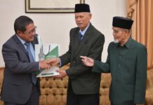 Kalah Jauh dari Malaysia! Bos BSN Blak-blakan Soal Literasi Syariah di Depan Santri Gontor